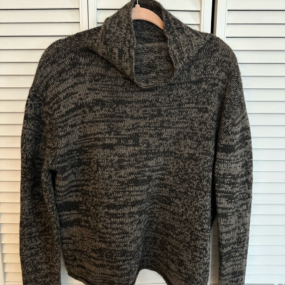 Eileen Fischer Mock Turtleneck Sweater Large Merino Wool/Yak. Super soft